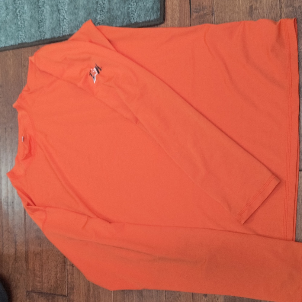 T3K men's long sleeve shirt